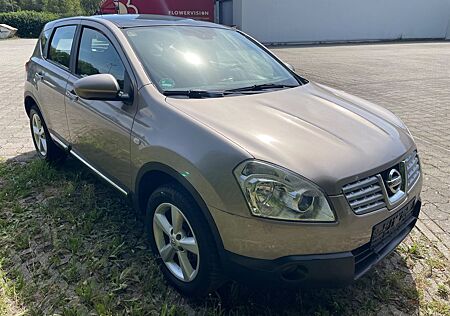 Nissan Qashqai 2.0 ALL-MODE 4x4 Acenta CVT-M6 Autom...