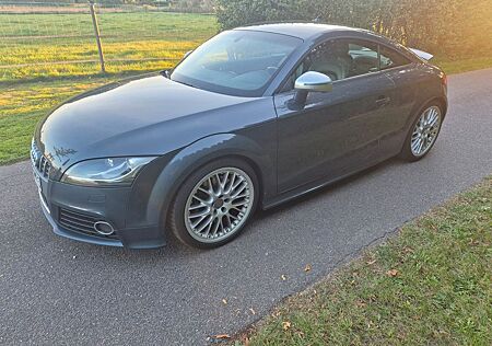 Audi TTS Coupe 2.0 TFSI S tronic quattro -