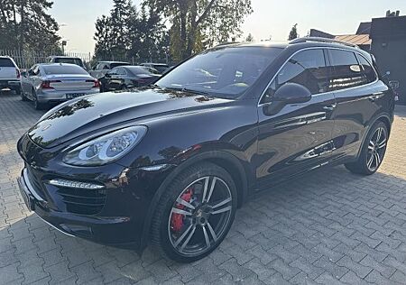 Porsche Cayenne Turbo 4.8 Sport chrono