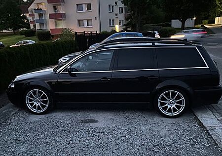 VW Passat Variant Volkswagen 2.0 Family Variant Family