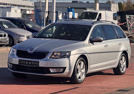 Skoda Octavia Combi Ambition MFL' PDC' NAVI