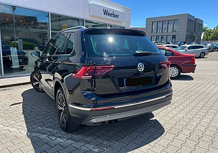 VW Tiguan Volkswagen 2.0 TSI 132kW DSG 4MOTION Highline Hi...