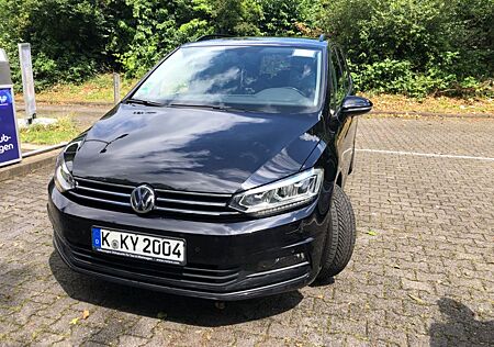 VW Touran Volkswagen Taxi Mietwagen 7 sitzer guter Zustand