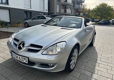 Mercedes-Benz SLK 300 Cabrio