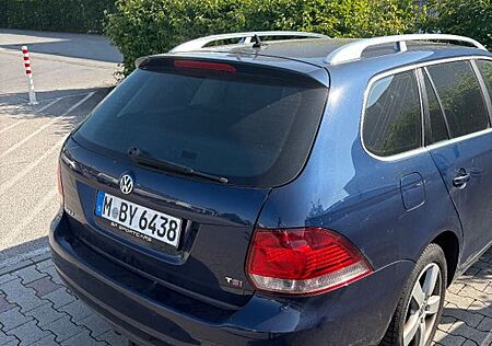 VW Golf Volkswagen 1.4 TSI DSG Variant + CAR PLAY