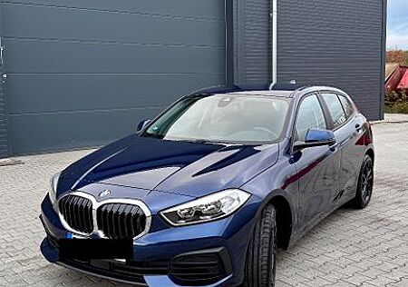 BMW 118i Advantage/SHZG/PDC v+h/M-Paket/DAB