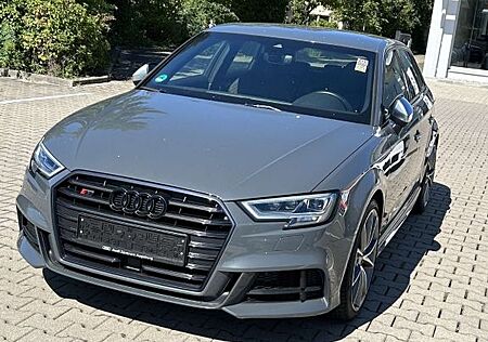 Audi S3 quattro Sportback *Exclusive-Ausstattung*