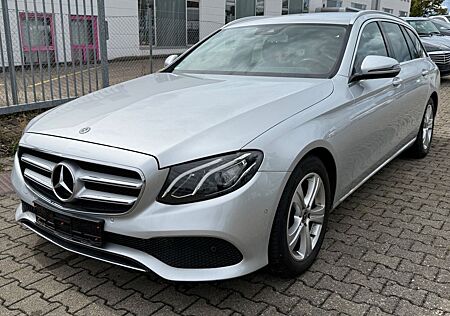 Mercedes-Benz E 220 T Kombi CDI Avangarde*NAVI-KAMERA-LED-SHZ*