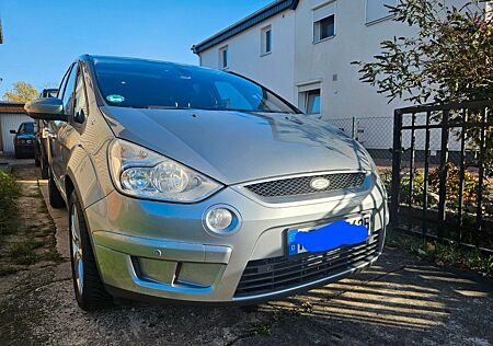 Ford S-Max 2,0 TDCi DPF Titanium 7 Sitzer Panorama