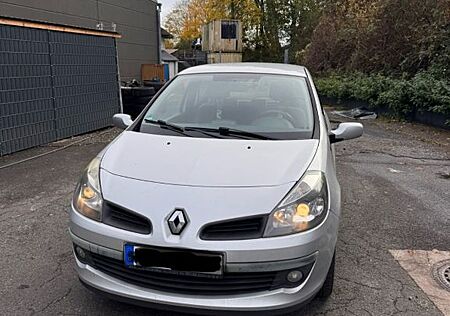 Renault Clio Dynamique 1.2 / TÜV Neu / Anfängerauto
