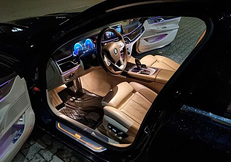 BMW 750i tüv 2027 Sonderpreis