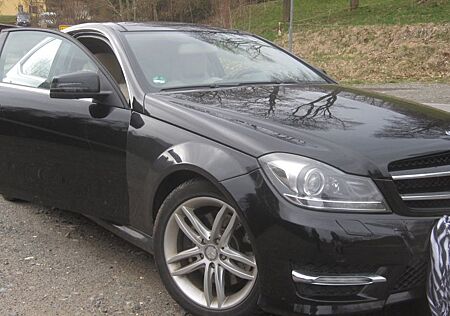 Mercedes-Benz C 350 BlueEFFICIENCY Coupé Autom. -