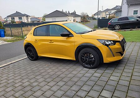 Peugeot e-208 /Allure/Stzhzg/SoH100%/8fach/1Hand