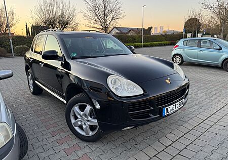 Porsche Cayenne 3.6 VR6 Bose, AHK abnehmbar, CD-Wechsler