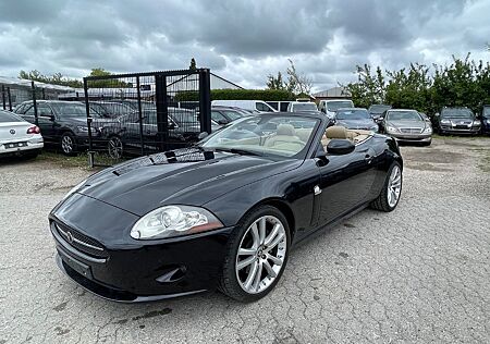 Jaguar XK8 4.2V8 219kw Cabrio Aut/Klima/Xenon