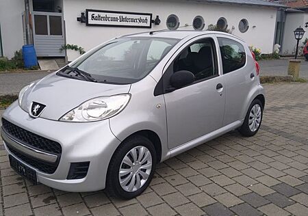 Peugeot 107 Petit Filou/ TÜV und INSP NEU