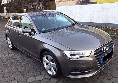 Audi A3 1.4 TFSI S tronic Autom Benzin klim Sportback