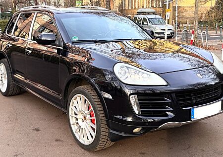 Porsche Cayenne 3.0 TDi Tiptronic - GTS-Look