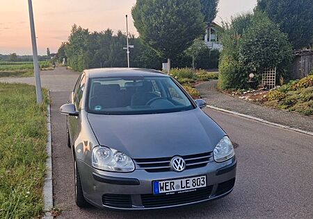 VW Golf Volkswagen 1.9 TDI Trendline