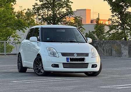 Suzuki Swift 1.3 Comfort Dance