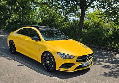 Mercedes-Benz CLA 200 Amg Line Panorama MBUX Garantie