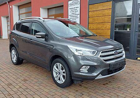 Ford Kuga Trend AHK