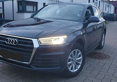 Audi Q5 2.0 TDI 190PS Automatik Pan/Digitales Cockpit