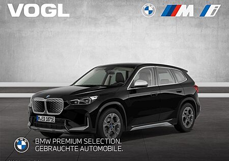 BMW iX1 xDrive30 LED-Scheinwerfer SHZ