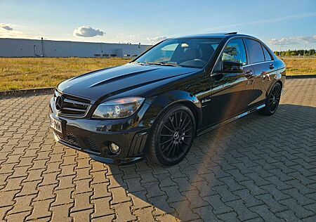 Mercedes-Benz C 63 AMG C63 AMG V8