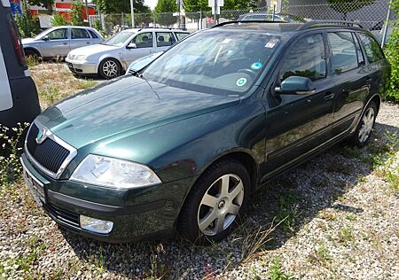 Skoda Octavia Combi 1.6 Elegance