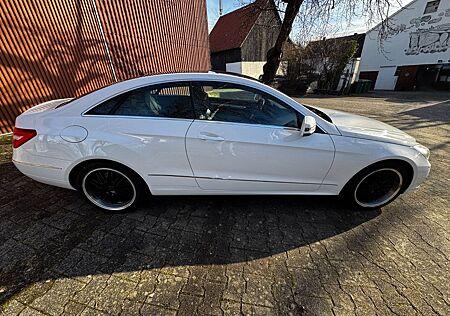 Mercedes-Benz E 350 Coupé BlueEFFICIENCY AVANTGARDE ...