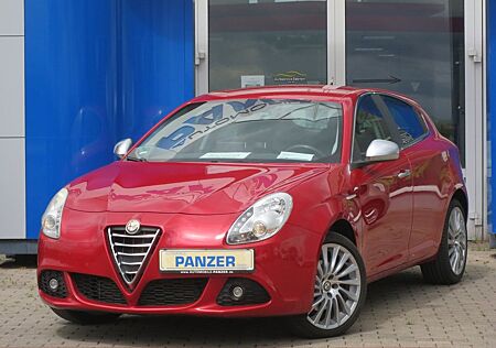 Alfa Romeo Giulietta 2.0 JTDM 16V Aut. Leder Bi-Xenon Navi