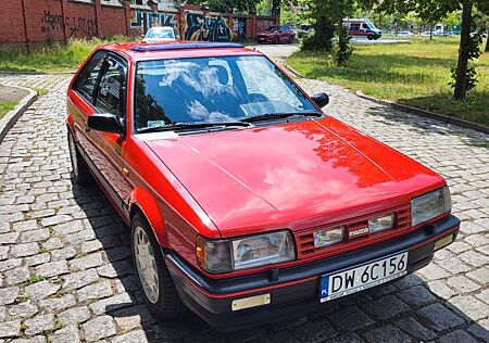 Mazda 323 BF Liebhaber Fahrzeug DIGI Tacho