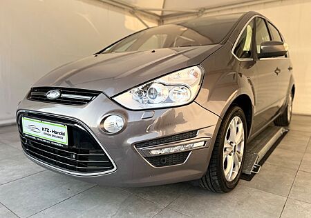 Ford S-Max Titanium