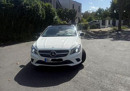 Mercedes-Benz CLA 220 CDI DCT AMG Line AMG Line