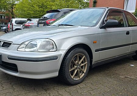 Honda Civic EJ9 29 800 KM 2.Hd Rost frei*
