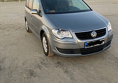 VW Touran Volkswagen 1.6 Trendline Trendline