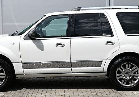 Lincoln Navigator V8 AWD Elite