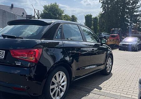 Audi A1 1.0 TFSI ultra Sportback -