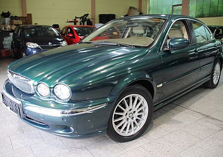 Jaguar X-Type 2.5 V6 Executive*AUTOMATIK*TÜV NEU*VOLL*