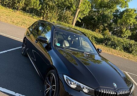 BMW 330d xDrive Touring M Sport Auto. M Sport