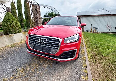 Audi Q2 1.4 TFSI COD sport Sportpaket S line *LED*