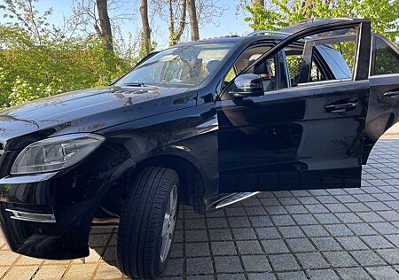 Mercedes-Benz ML 350 4MATIC -