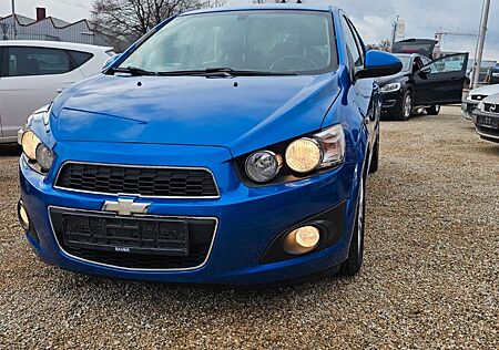 Chevrolet Aveo Schrägheck LTZ/PDC/ALUFELGEN