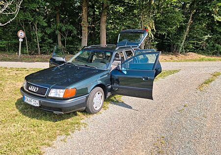 Audi 100