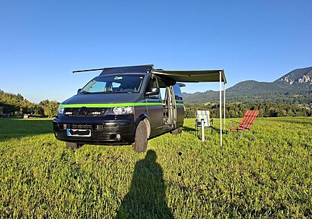 VW T5 Caravelle Volkswagen Motor neu 8000km