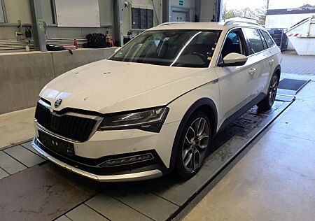 Skoda Superb Scout 4x4 2.0 TDI /TRAVEL/VIRTUAL/PDC/SHZ