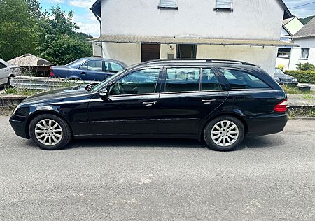 Mercedes-Benz E 220 TÜV W211 E220 T CDI