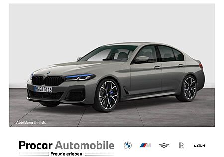 BMW M550i xDrive HUD ACC AHK RFK NAVI Standh. LED