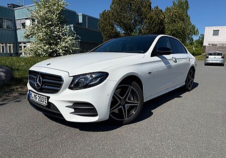 Mercedes-Benz E 300 e AMG Limousine Junge Sterne